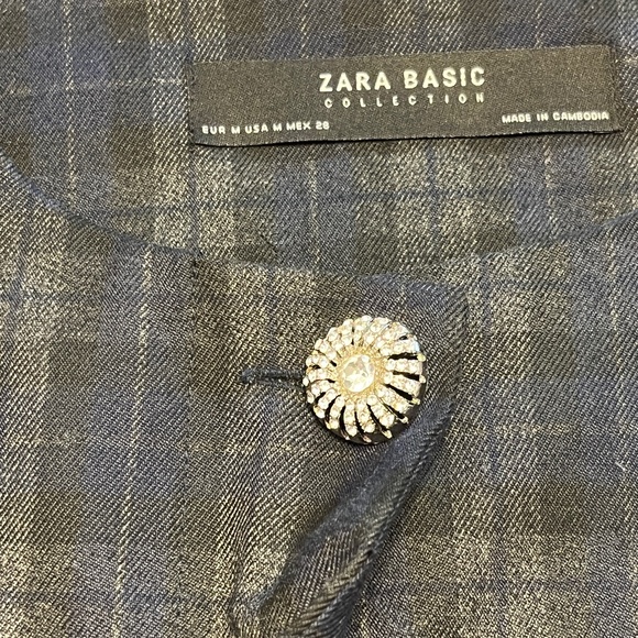 Zara "Black Watch'" (M) jacket with ruffle sleeves and rhinestone button - Picture 10 of 16